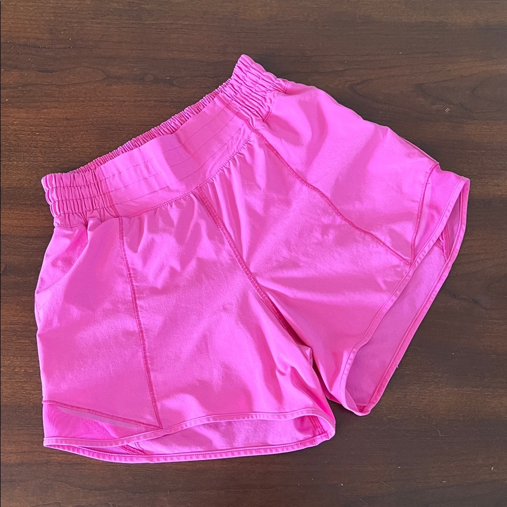 Lululemon Hotty Hots 4”, Size 2